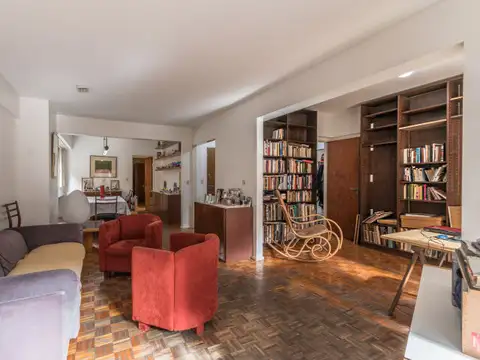 Departamento en Venta con 1 cocheras