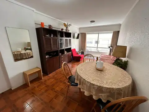 Departamento de 2 ambientes, en venta, Plaza Colon