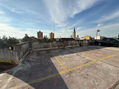 VENTA 5 COCHERAS EN LINIERS