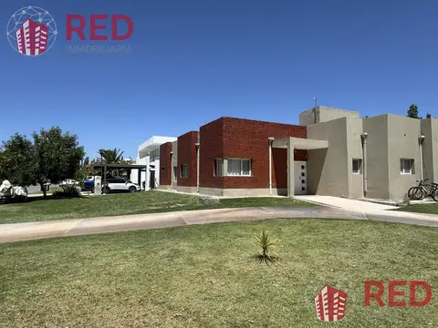 Casa en Venta al Este