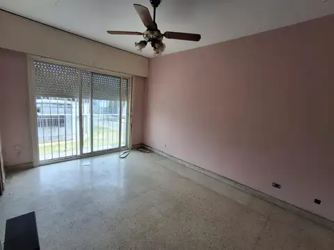 Depto Tipo Casa en Venta en José León Suárez, USD 75.000
