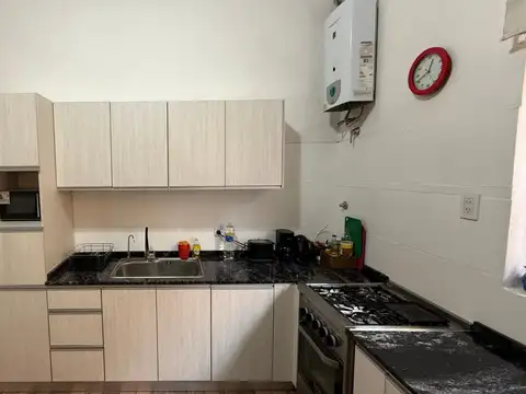 Depto Tipo Casa 4 ambientes con 2 baños