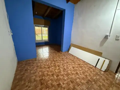 Casa en Alquiler con 1 cochera