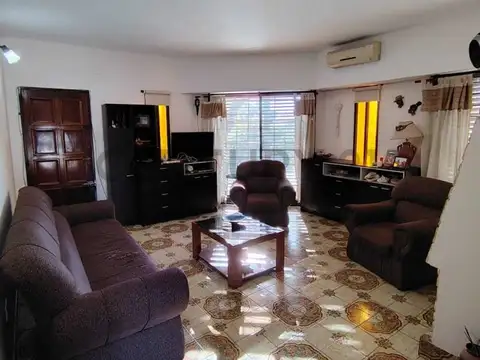 Departamento 5 ambientes con 1 baño