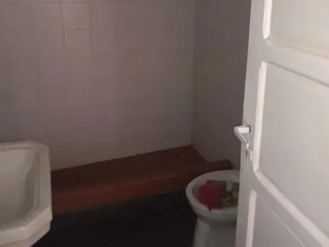 Local en Venta Via Pública