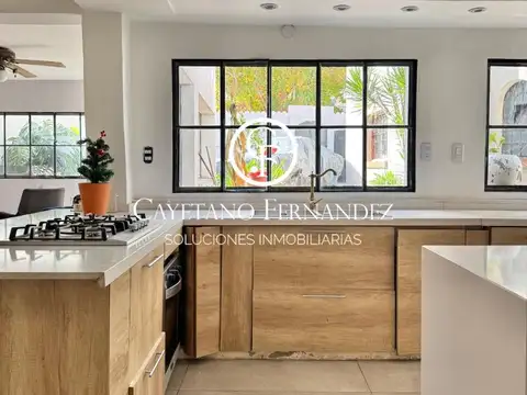Las Rosas 92 , Piso 1