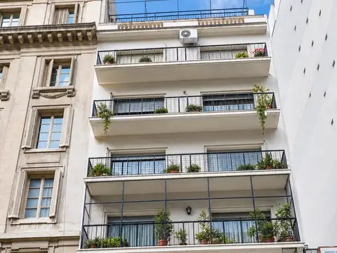 Departamento en  venta 5 ambientes luminoso en Recoleta