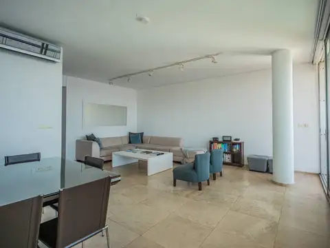 Departamento 4 ambientes con 4 baños