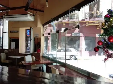 Local en Venta 85 años