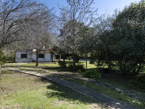 CASA QUINTA EN VENTA LA PLATA