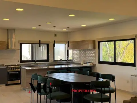 Casa en Venta en Santa Rita, USD 260.000
