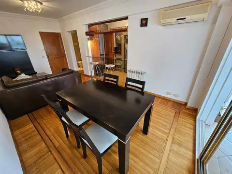 Departamento 4 ambientes con 2 baños