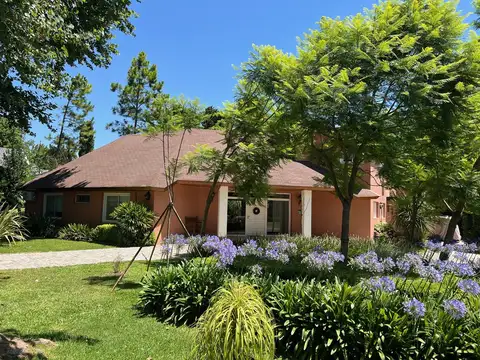 Casa  en Venta ubicado en Highland Park CC, Pilar, G.B.A. Zona Norte