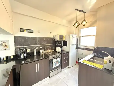 La Vieja Estacion , Piso 1
