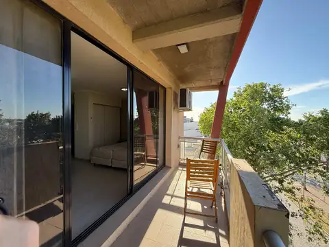 Departamento en Alquiler con 1 cochera