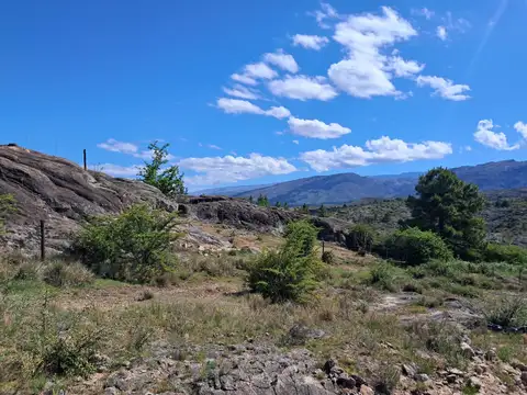 Fracción de terreno de 7111 m2. La Cumbrecita.