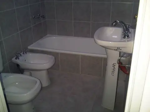 Serrano Calle 218 1400, Piso 1