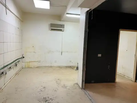 Local en Venta Via Pública