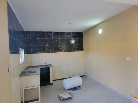 Casa en Alquiler en Roldan, $ 800.000