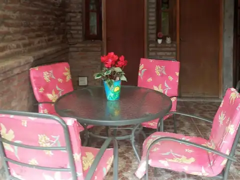 Casa 3 ambientes con 2 baños