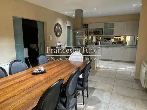 Casa en Venta de 4 dormitorios