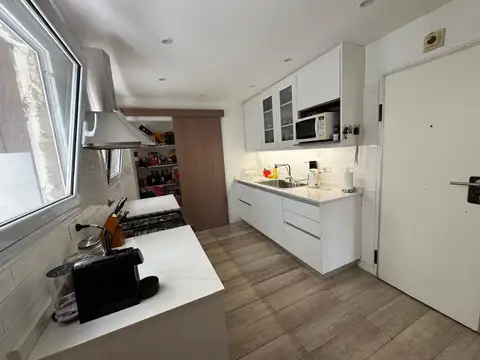 Departamento 4 ambientes con 2 baños