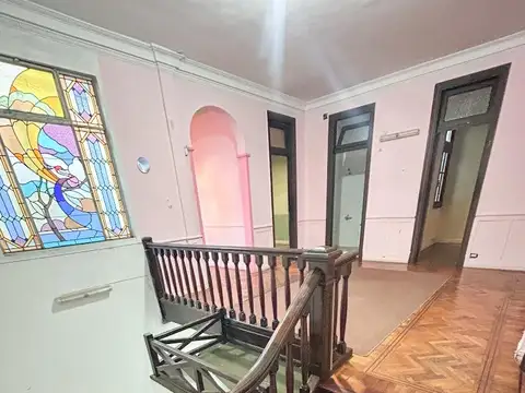 Avenida Carabobo 100, Piso 1
