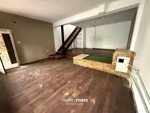 CASA EN ALQUILER COMERCIAL- ALBERDI