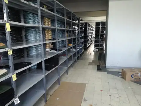 EXCEPCIONAL EDIFICIO - FABRICA MODELO / 5 PISOS -18 mts. Frente- 2600 m2. Totalmente HABILITADO  