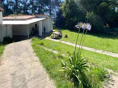 Casa quinta en Venta. 3 ambientes. Sup. de 1.523 m2 totales. Zárate