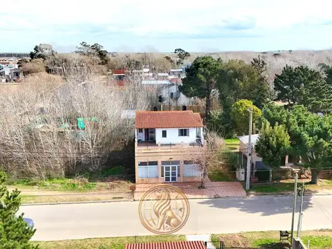 Depto Tipo Casa en Venta de 3 ambientes