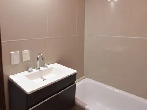 Depto Tipo Casa en Alquiler al Oeste