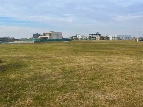 Terreno en Venta 35  mts Fondo