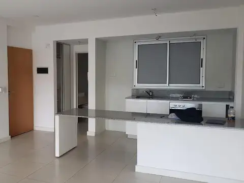Departamento en Alquiler en Coghlan, $ 700.000