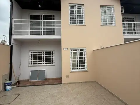VENTA DUPLEX APTO CREDITO -MERLO