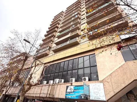 Domingo Faustino Sarmiento 1600, Piso 9