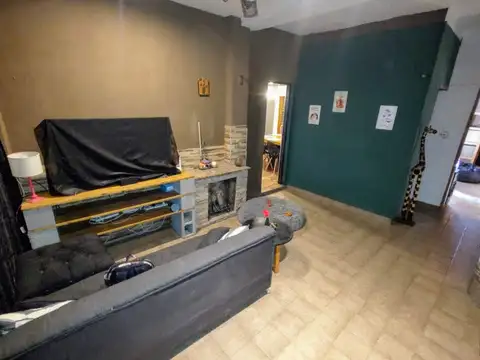 Casa 4 ambientes con 1 baño