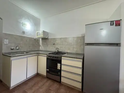Departamento 3 ambientes con 1 baño
