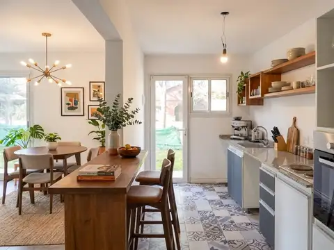 ALQUILER Casa tipo Triplex - Jardín, cochera y baulera - Los Tres Coniles, Pilar
