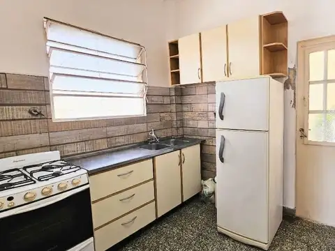 Depto Tipo Casa en Venta con 1 cocheras