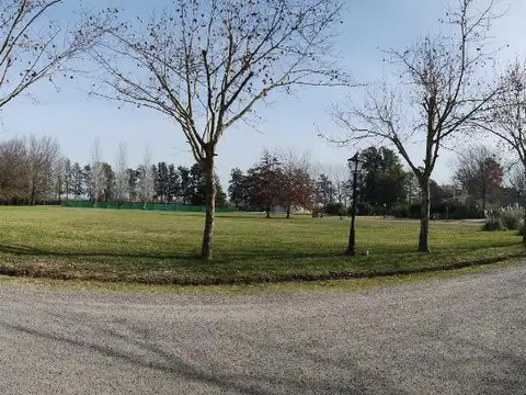 Terreno en venta - 1750Mts2 - Haras del Sol, Pilar