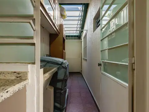 PH en venta barrio cinco esquinas de 2 dormitorios amplio luminoso patio rosario