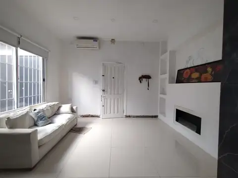 ALQUILER CASA 4 AMBIENTES MORON CASTELAR NORTE