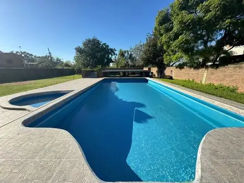 VENTA CASA 2678M2! A 20 CDRAS EST. PADUA