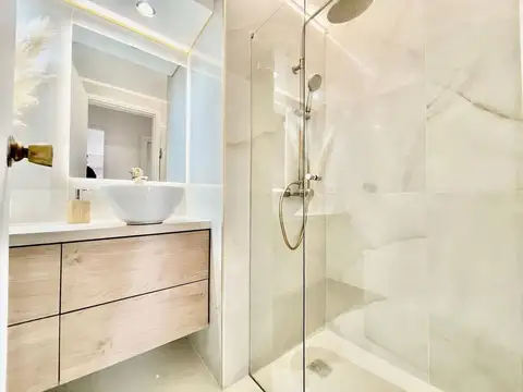 Departamento en Alquiler en Península, USD 4.690