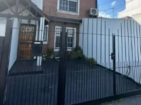 DUPLEX 4 AMBIENTES CON PATIO COCHERA SAN JUSTO