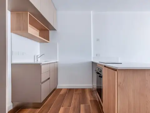 Arcos 2000, Piso 4