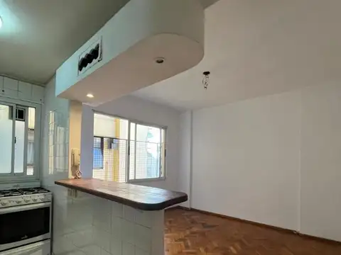 Blanco Encalada 2300