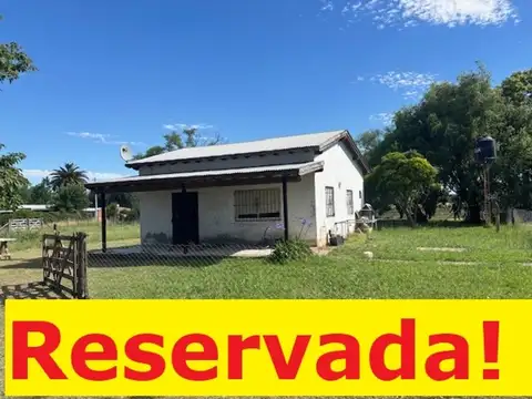 Venta Casa amoblada sobre amplio lote de 750 mts.