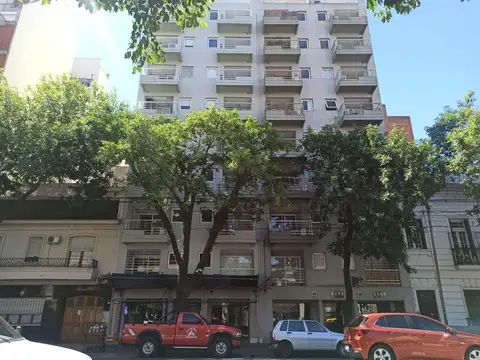 Avenida Directorio 1700